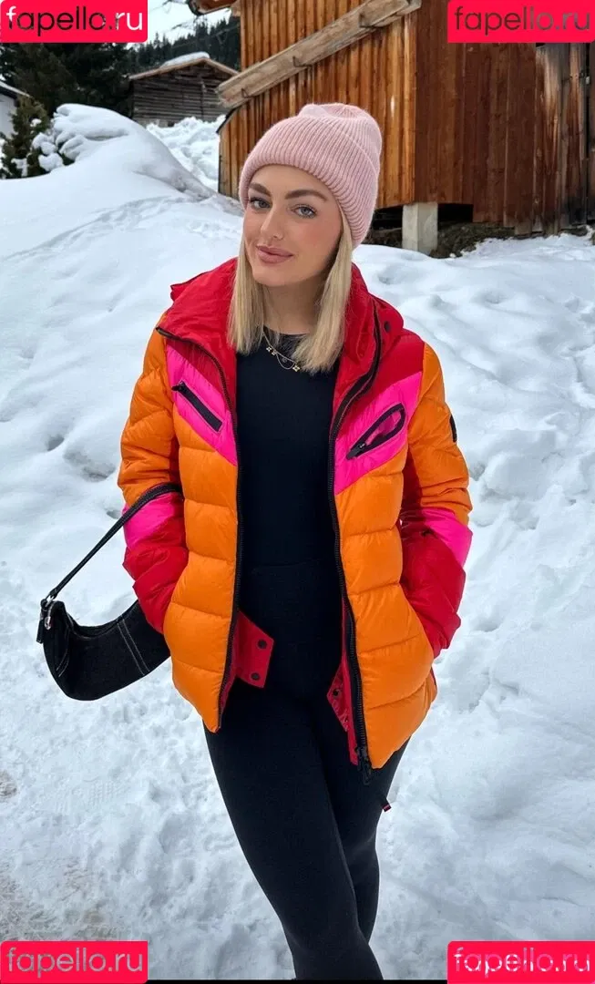 Anuschka van Lent Onlyfans Photo Gallery 