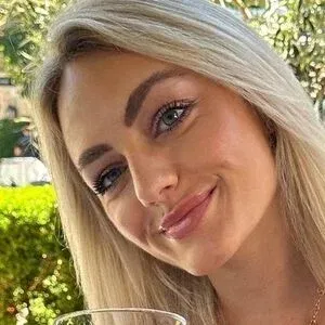 Anuschka van Lent Onlyfans Photo Gallery 