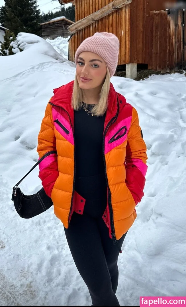 Anuschka van Lent Onlyfans Photo Gallery 