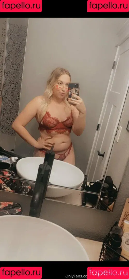 princessbrooke1996 Onlyfans Photo Gallery 
