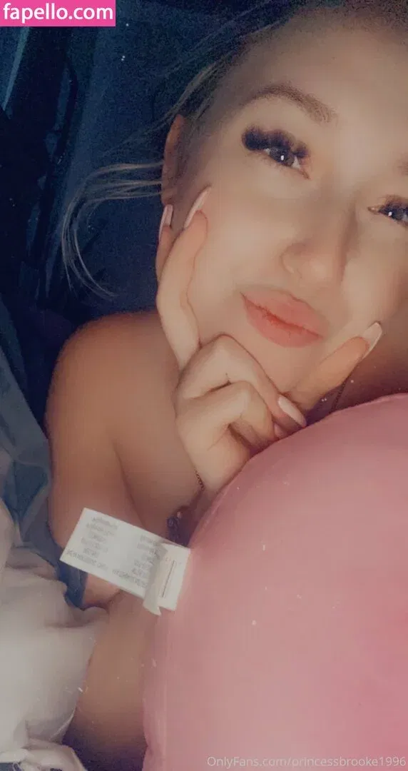 princessbrooke1996 Onlyfans Photo Gallery 