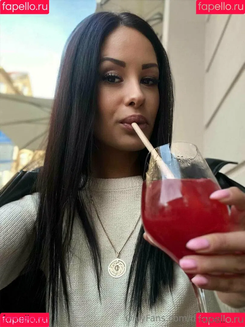 desirediva1 Onlyfans Photo Gallery 