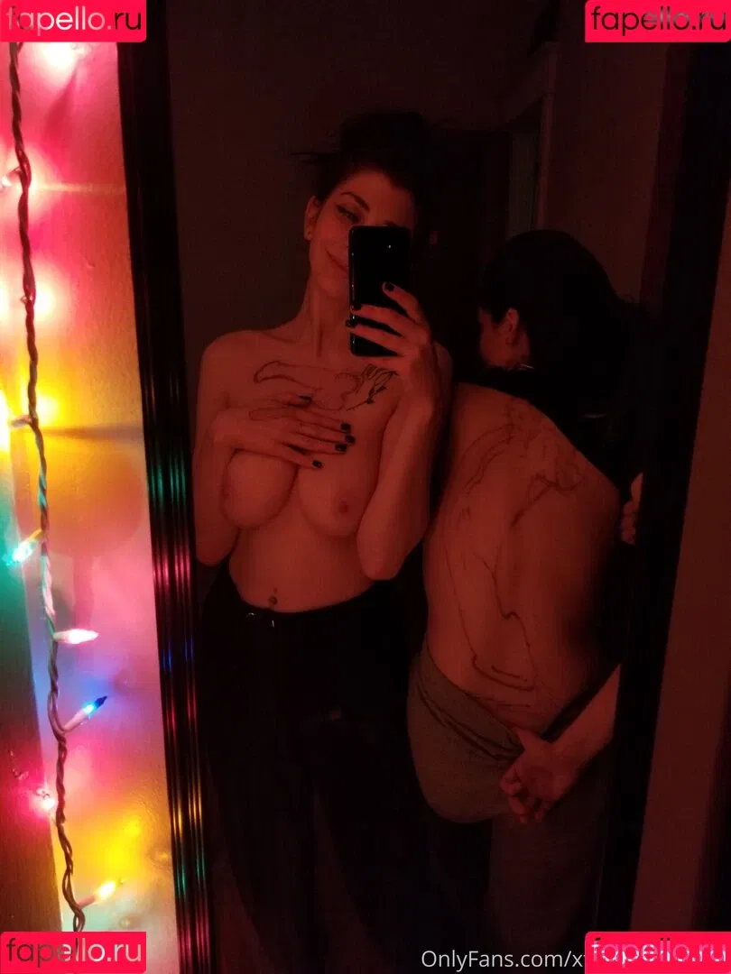 Kimmi & Vivi Onlyfans Photo Gallery 