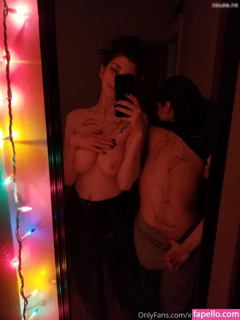 Kimmi & Vivi Onlyfans Photo Gallery 