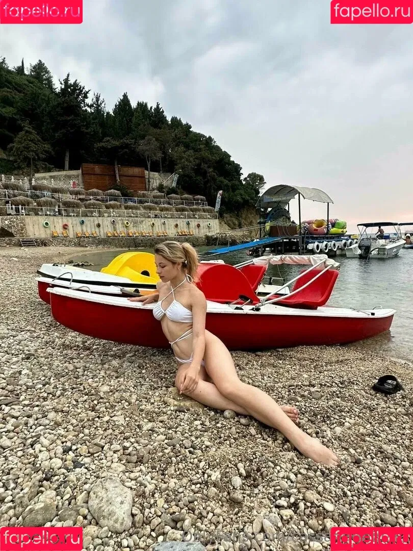 cassandra.delia aka katarina.meis Onlyfans Photo Gallery 