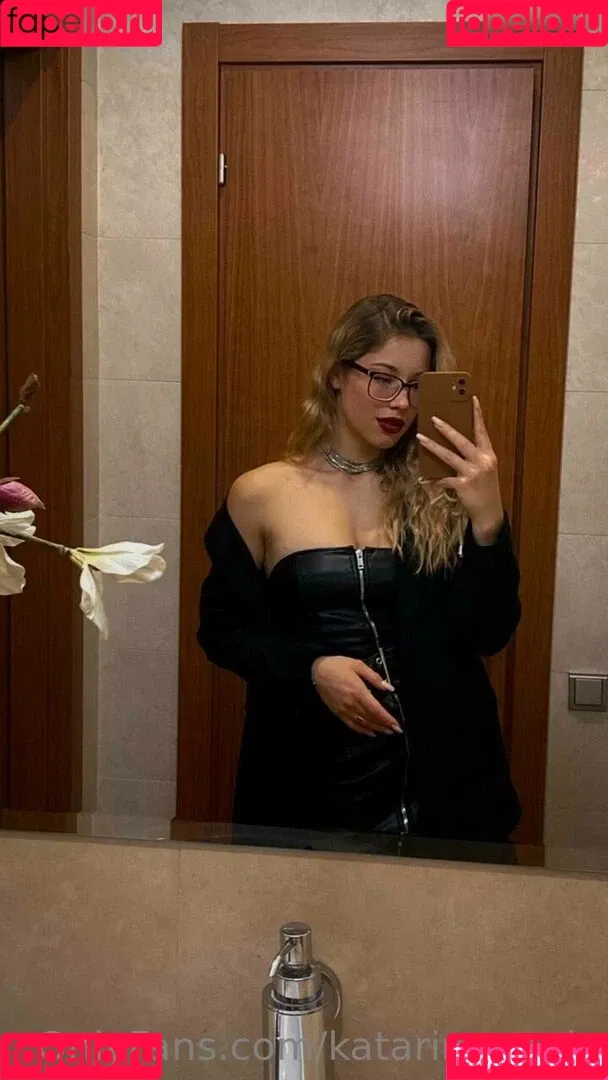 cassandra.delia aka katarina.meis Onlyfans Photo Gallery 