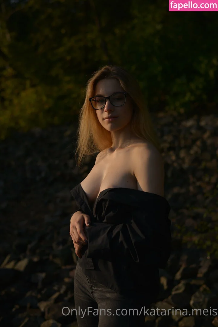 cassandra.delia aka katarina.meis Nude Onlyfans Photo 42