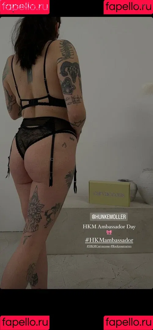 Miezekatz Caro Onlyfans Photo Gallery 