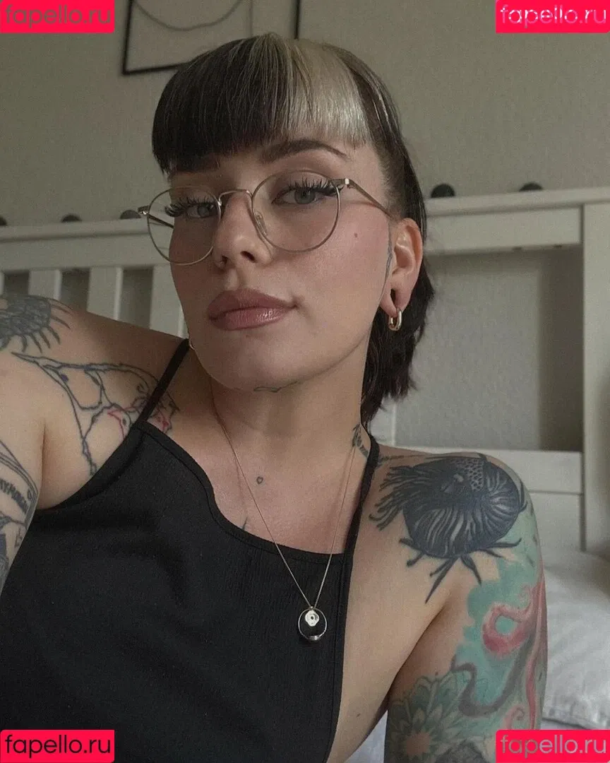 Miezekatz Caro Onlyfans Photo Gallery 