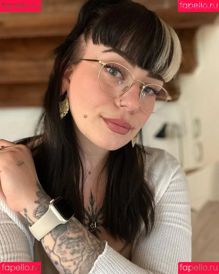 Miezekatz Caro Onlyfans Photo Gallery 