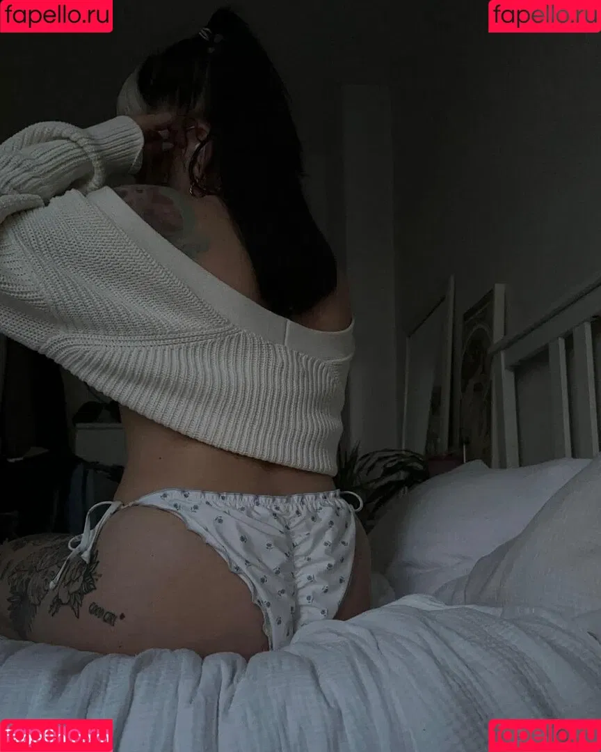 Miezekatz Caro Onlyfans Photo Gallery 