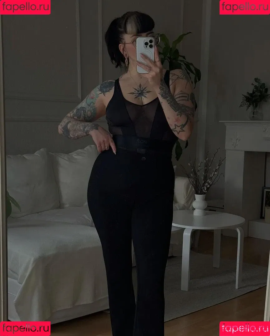Miezekatz Caro Onlyfans Photo Gallery 