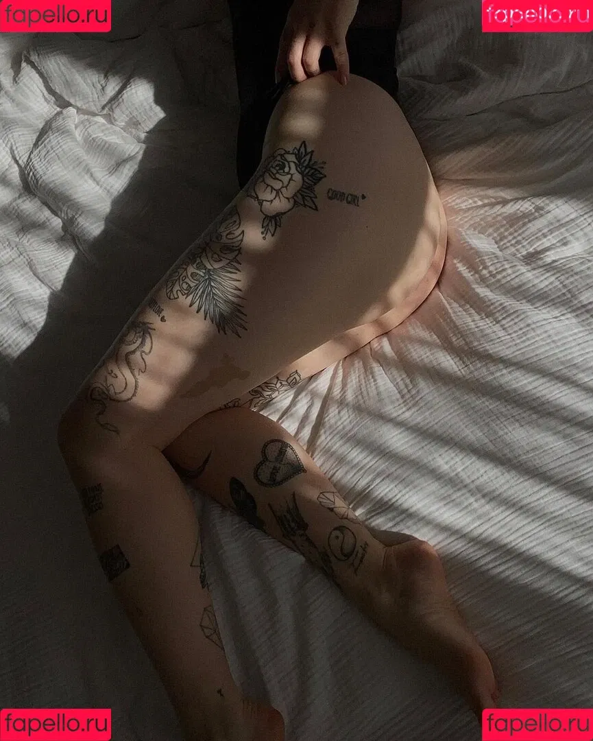 Miezekatz Caro Onlyfans Photo Gallery 
