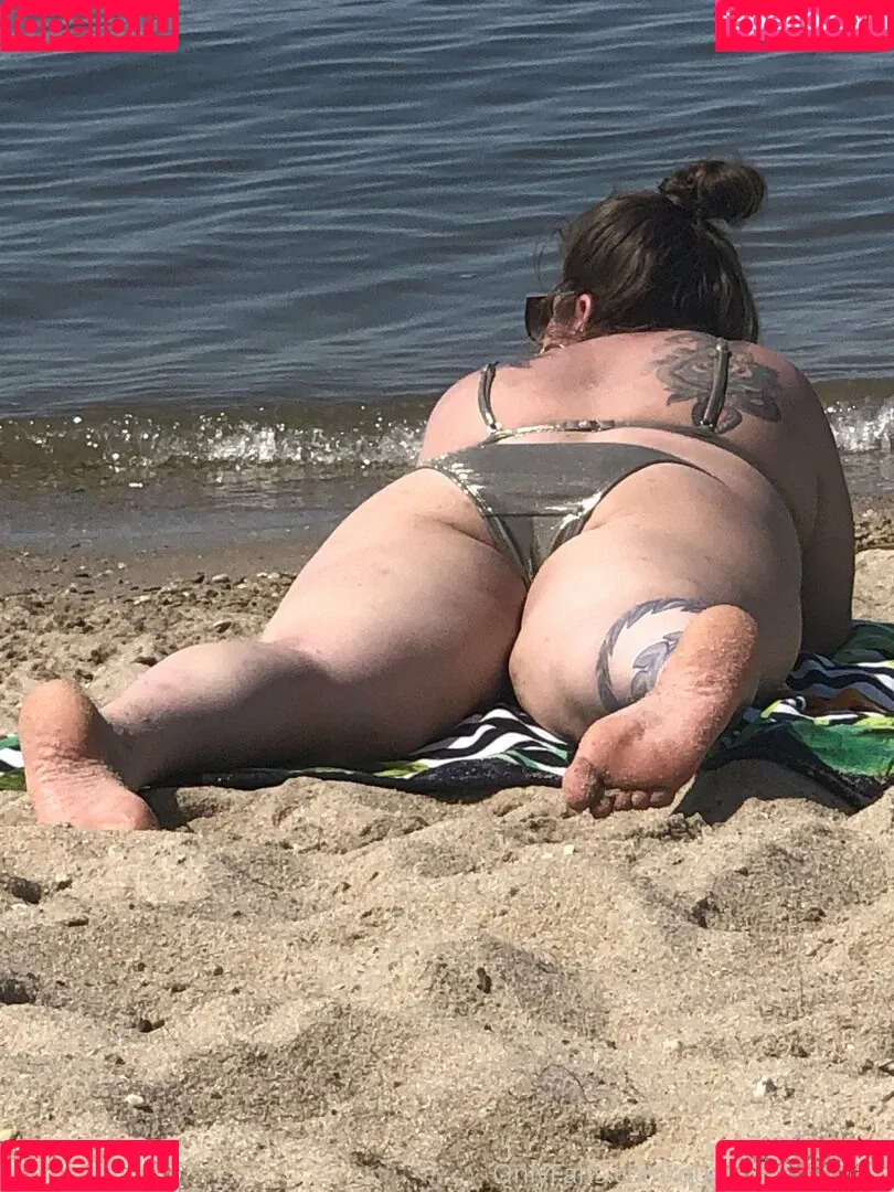queen_of_spades Onlyfans Photo Gallery 