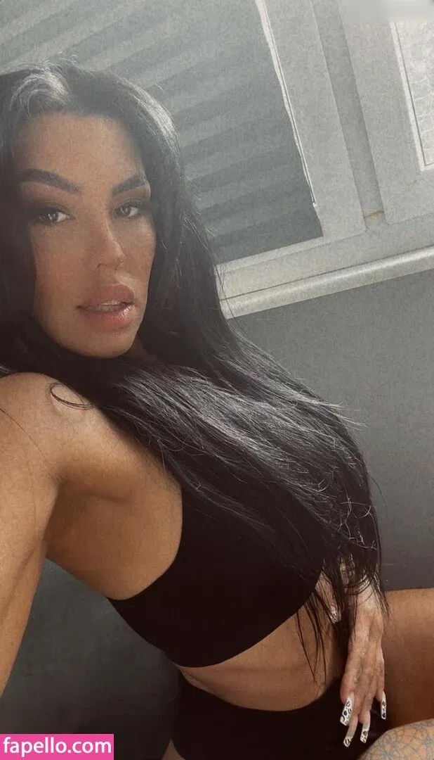 Eyannaaa Onlyfans Photo Gallery 