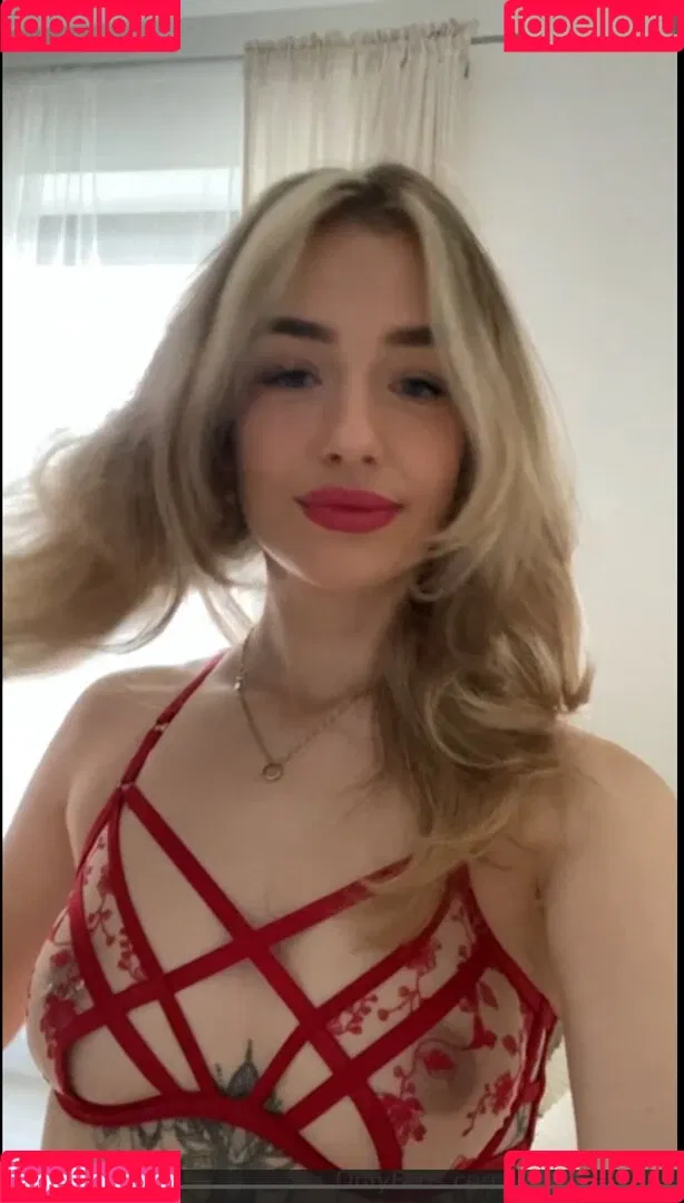 Lena Goldstein Onlyfans Photo Gallery 