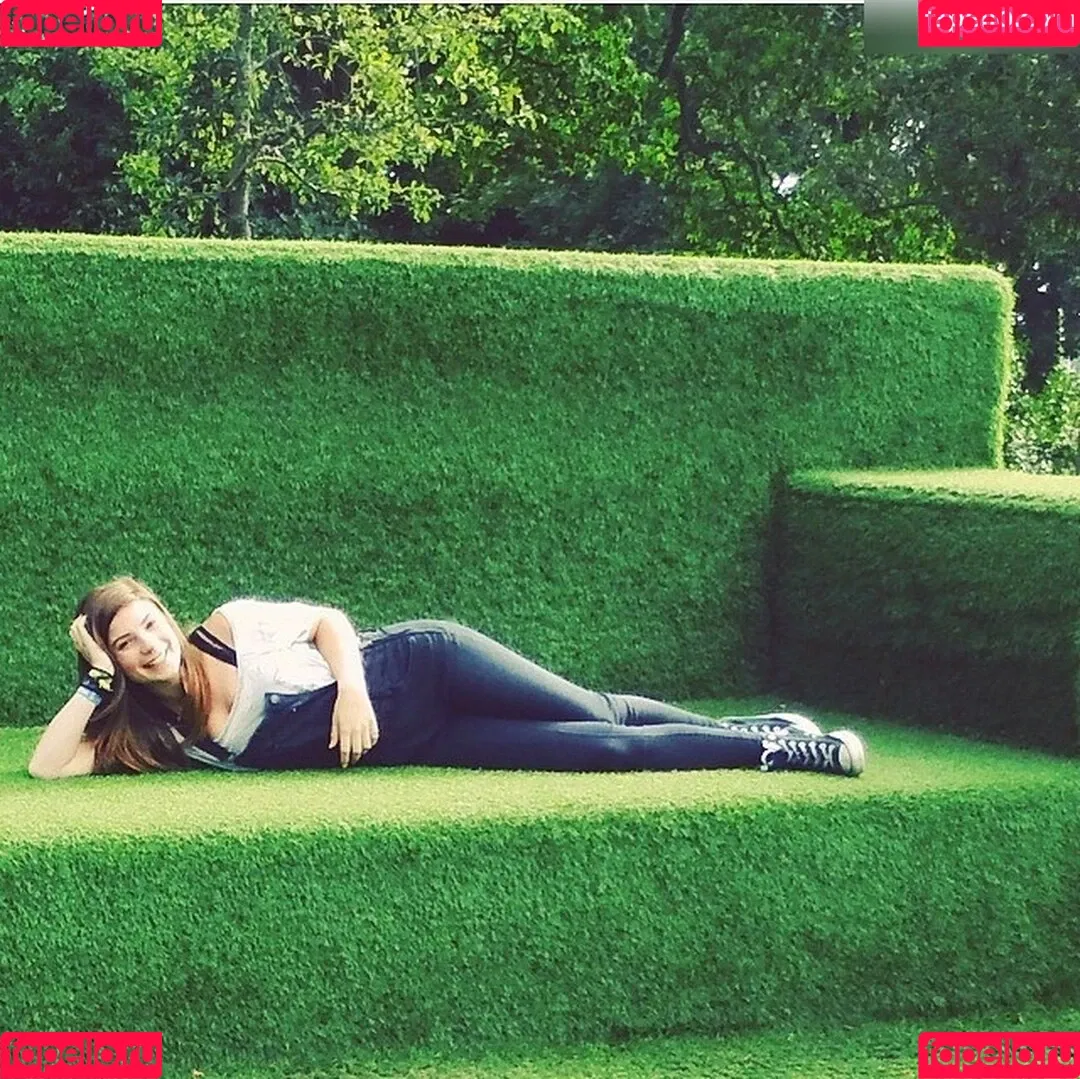 Esther Kerkhoff Onlyfans Photo Gallery 