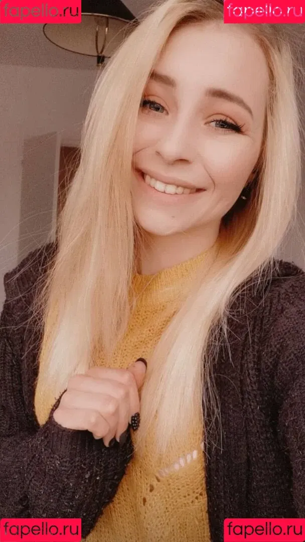 Tinuvielx / xLuthien Onlyfans Photo Gallery 