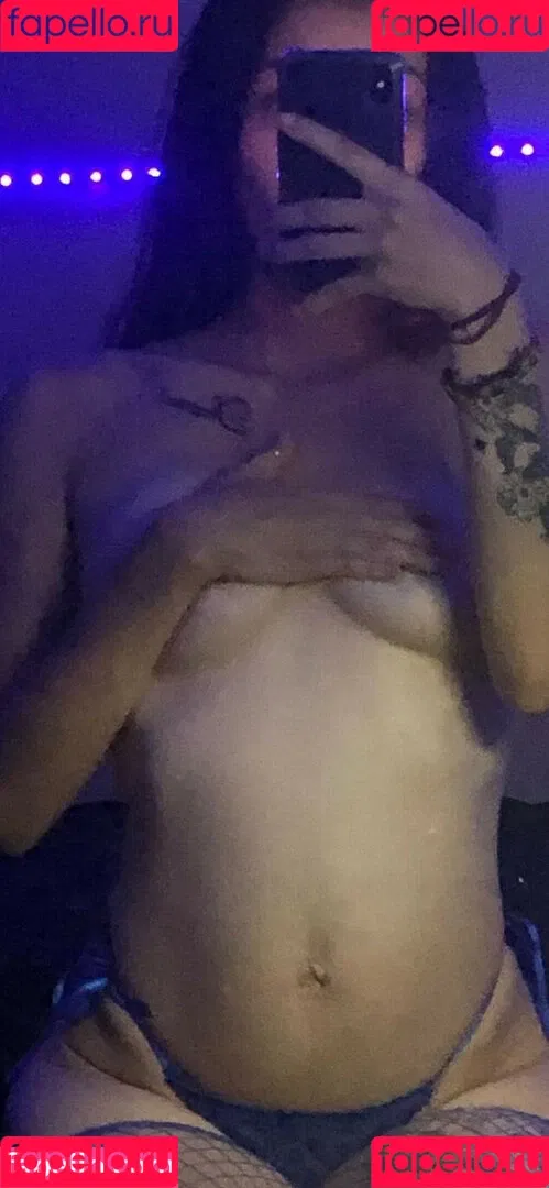 eatmjsbombpussc Onlyfans Photo Gallery 