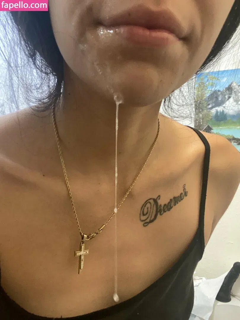 eatmjsbombpussc Onlyfans Photo Gallery 