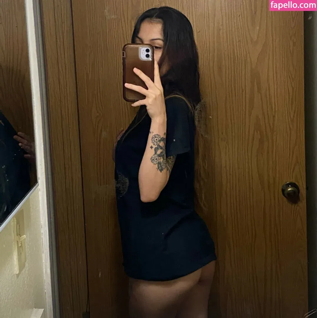 eatmjsbombpussc Onlyfans Photo Gallery 