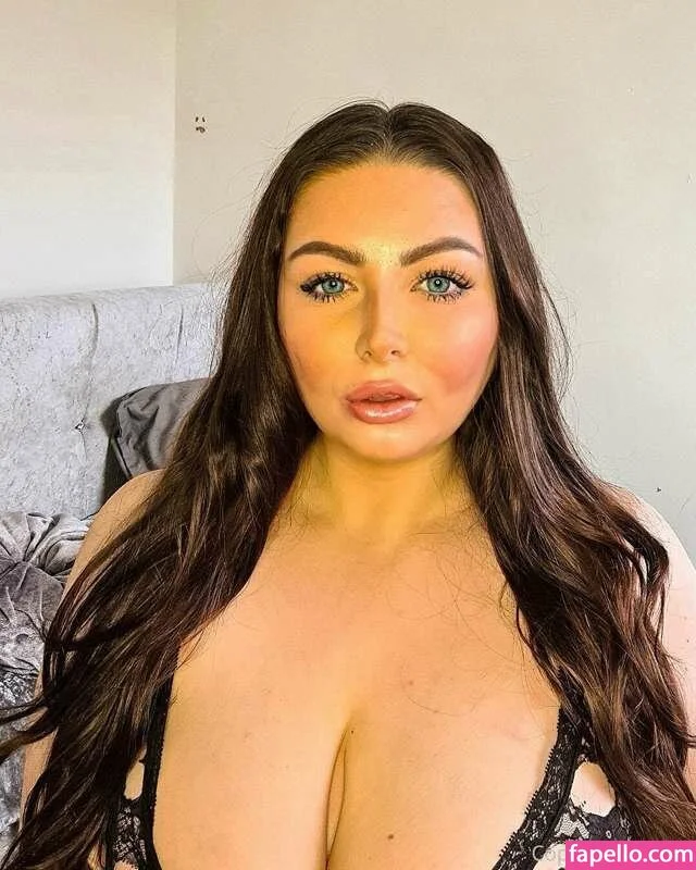 Luci May Nude Onlyfans Photo 24