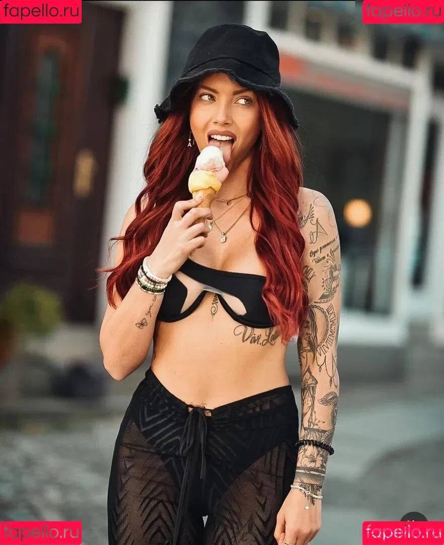 Aline Jost Diraimondo Onlyfans Photo Gallery 
