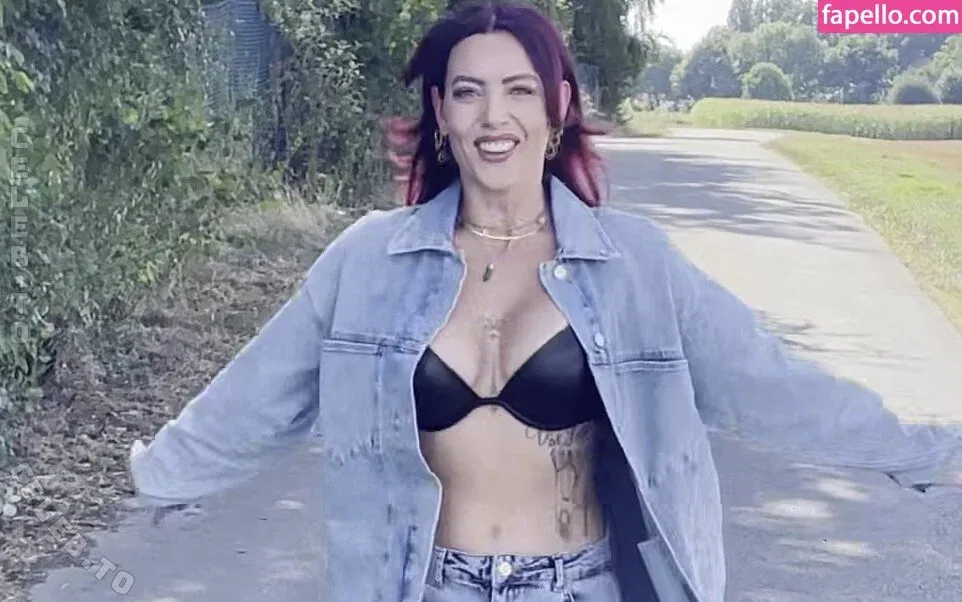 Aline Jost Diraimondo Onlyfans Photo Gallery 