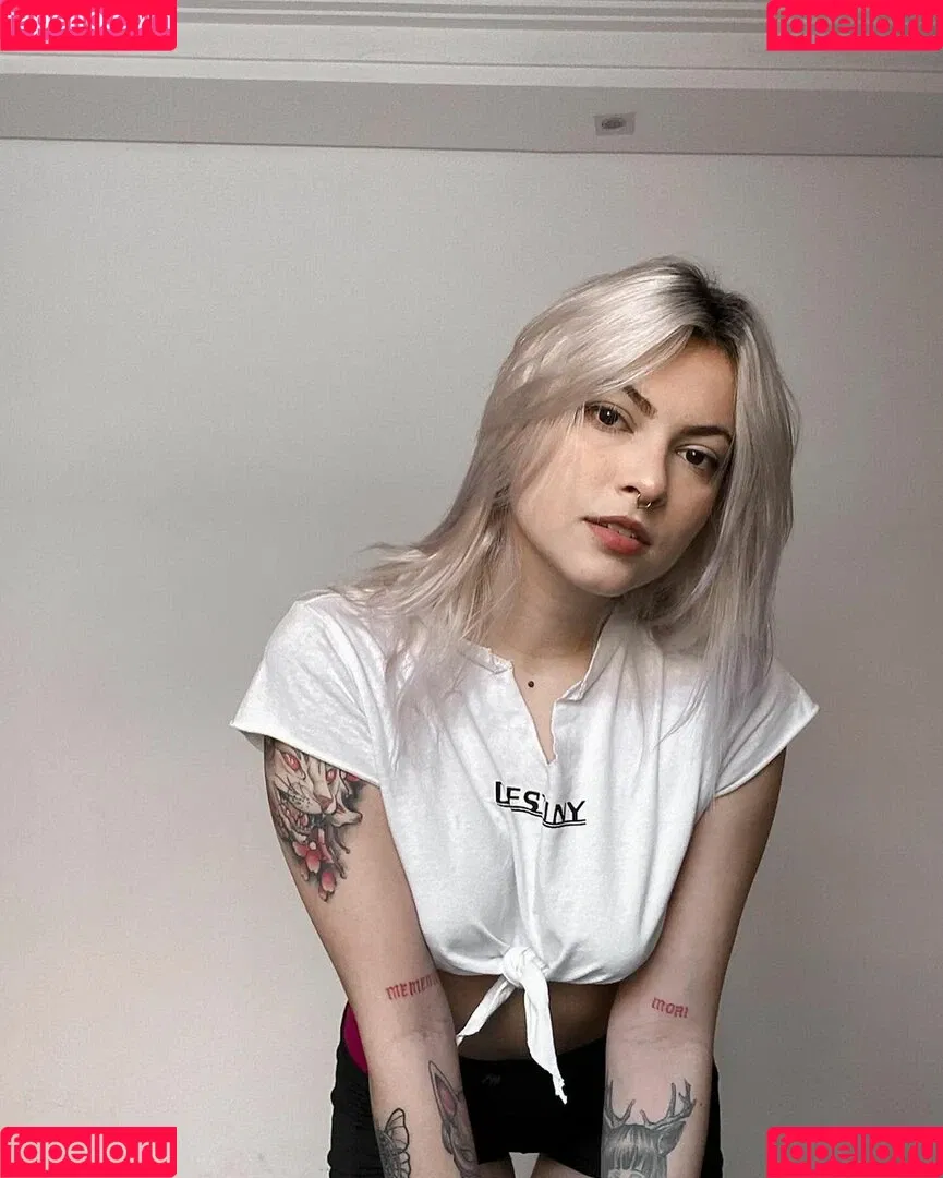 Ninelaris Onlyfans Photo Gallery 