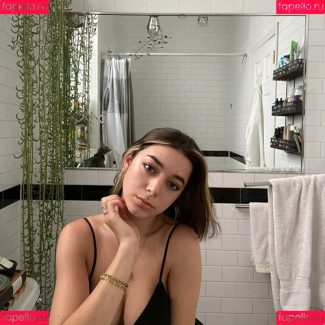 c.millierock Onlyfans Photo Gallery 