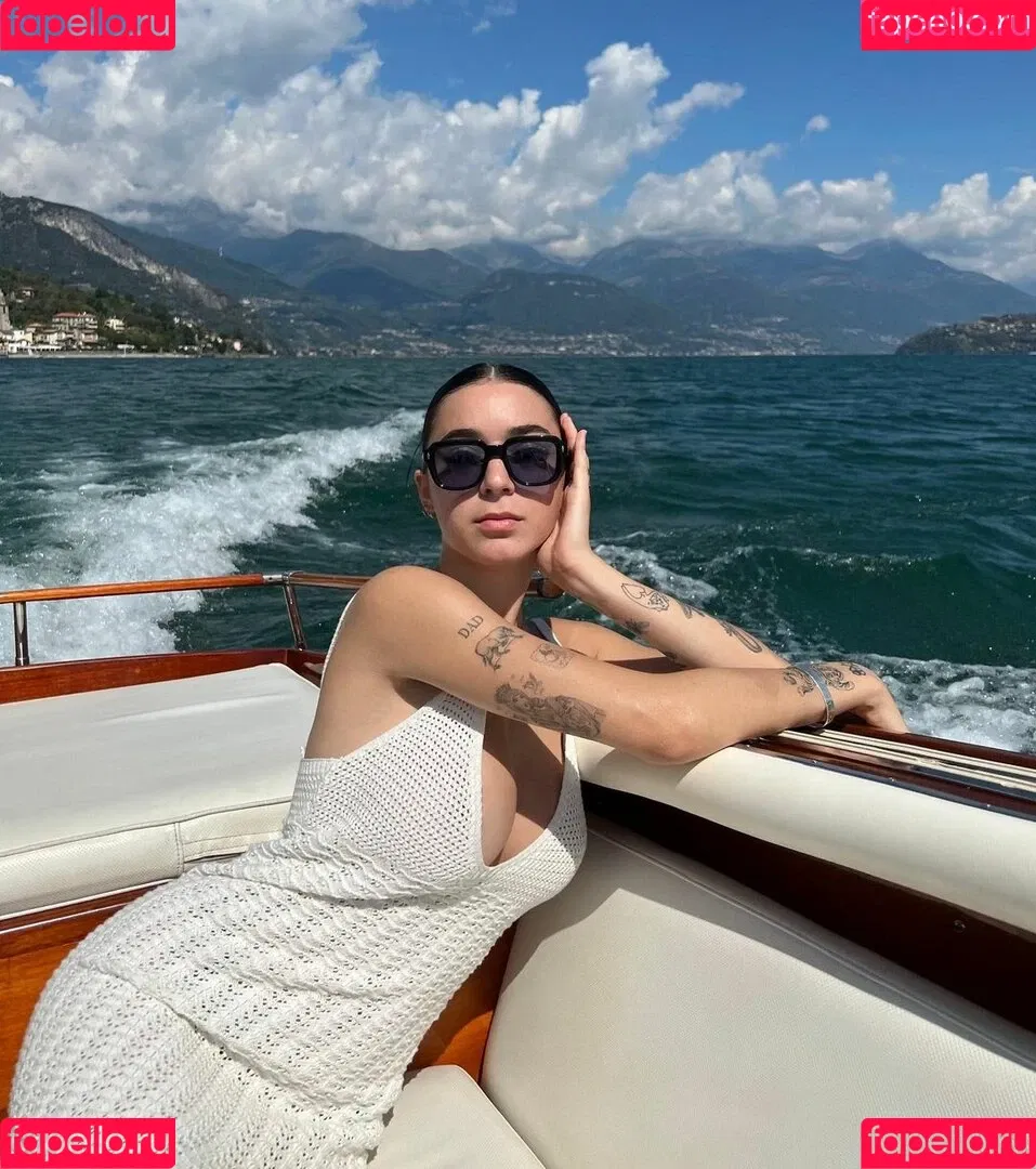 c.millierock Onlyfans Photo Gallery 