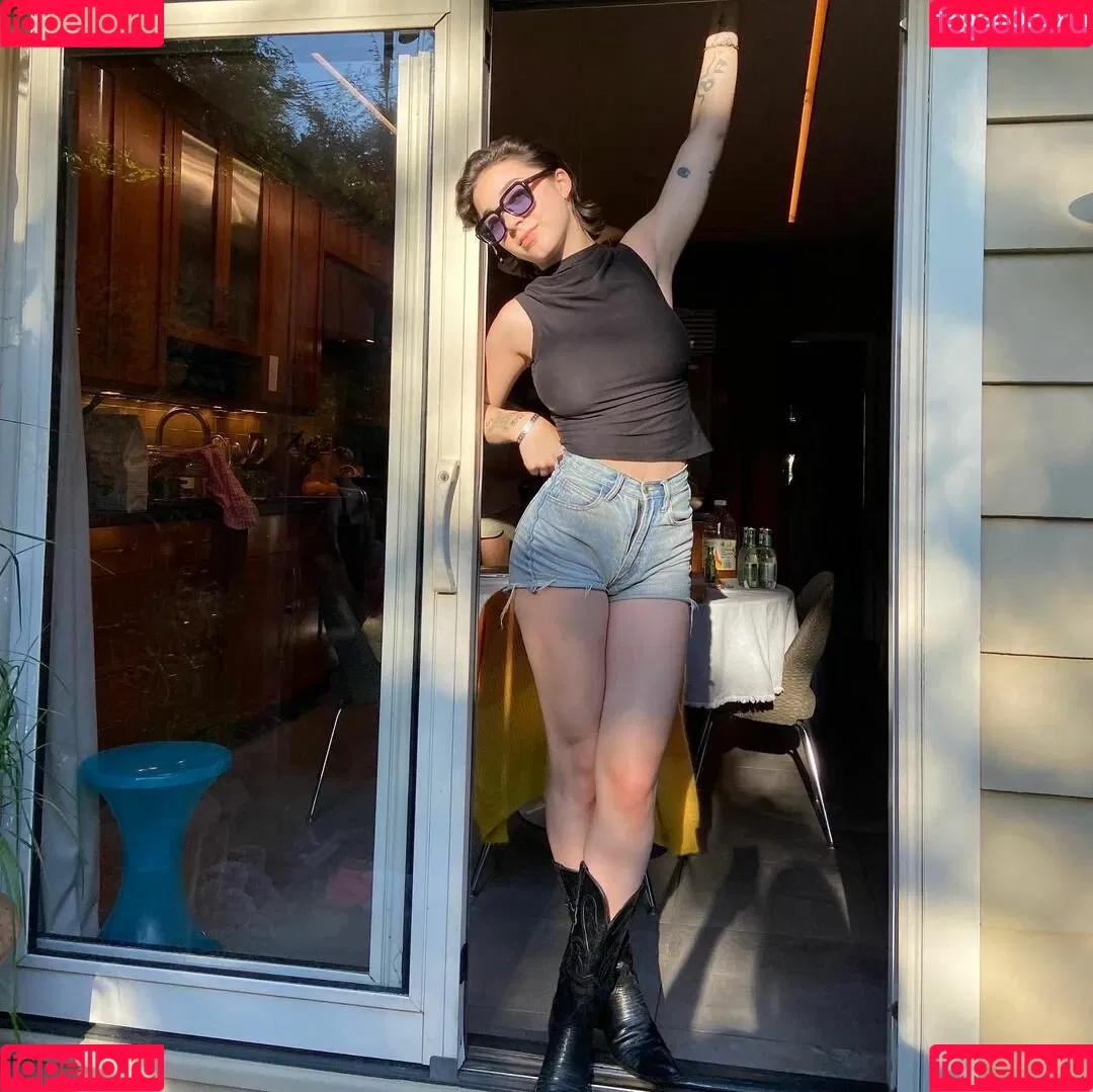 c.millierock Onlyfans Photo Gallery 