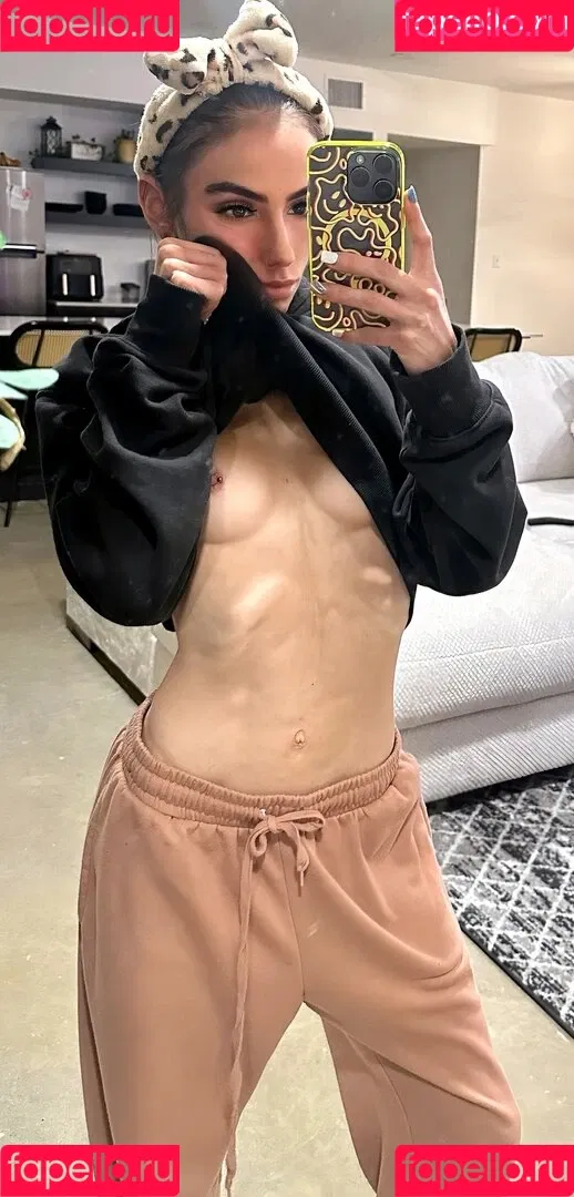 itsannarain Onlyfans Photo Gallery 