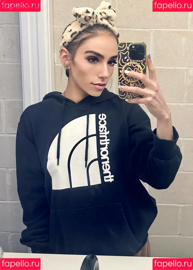 itsannarain Onlyfans Photo Gallery 