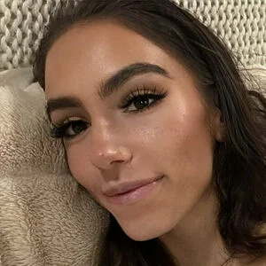 itsannarain Onlyfans Photo Gallery 