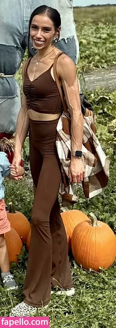 itsannarain Onlyfans Photo Gallery 