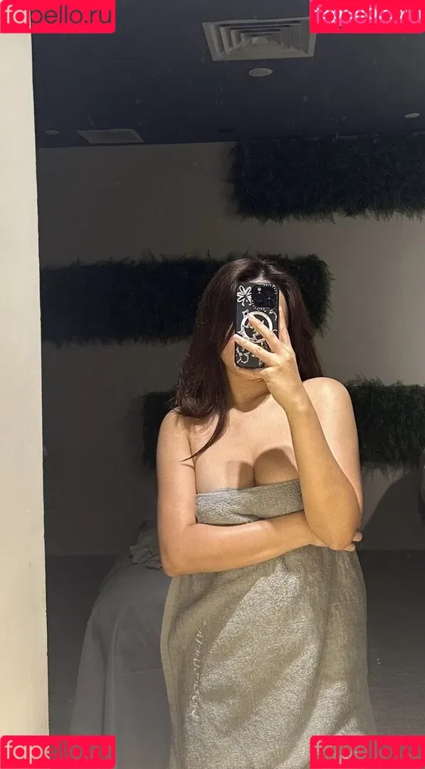beverlyloh Onlyfans Photo Gallery 