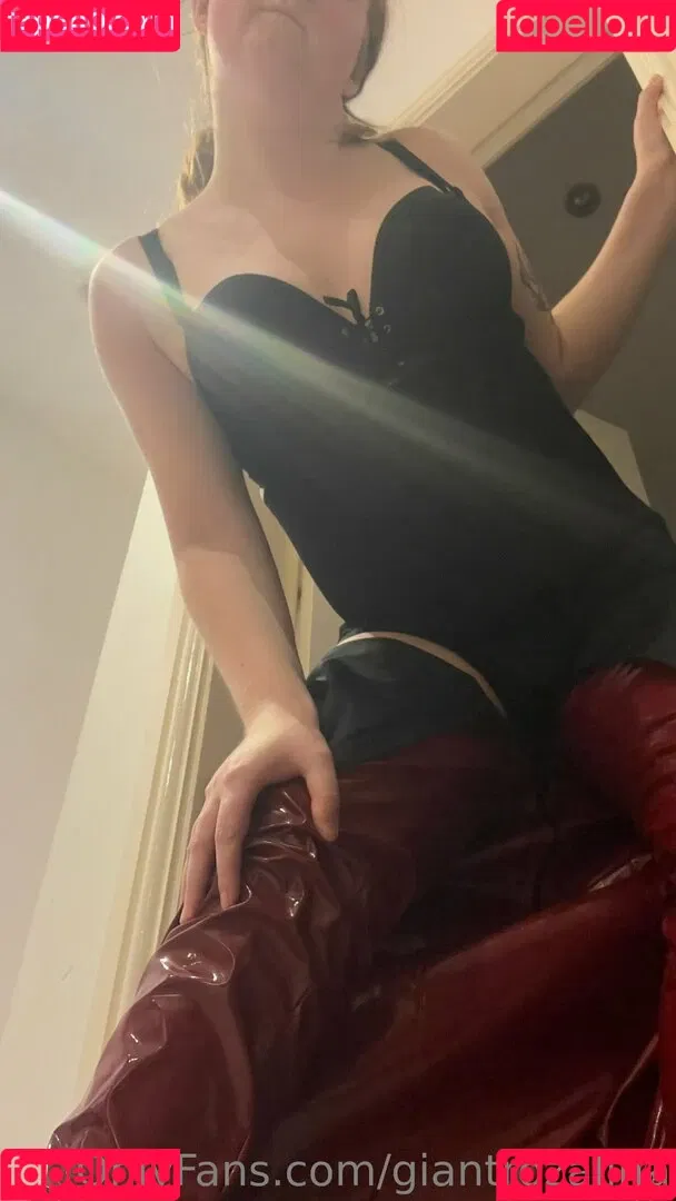 giantrozalina Onlyfans Photo Gallery 