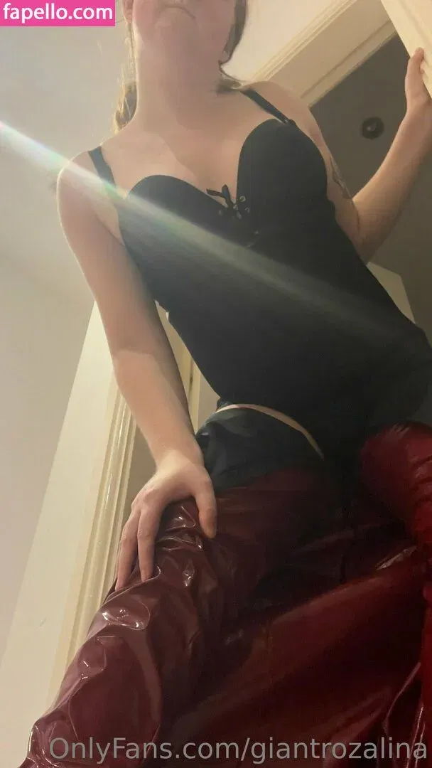 giantrozalina Onlyfans Photo Gallery 
