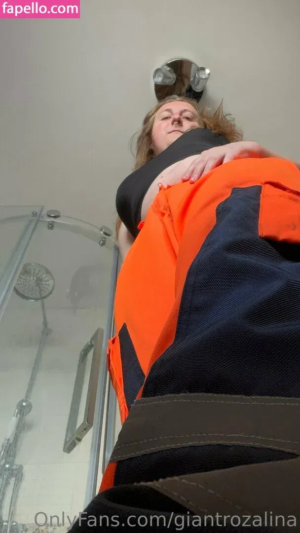 giantrozalina Onlyfans Photo Gallery 