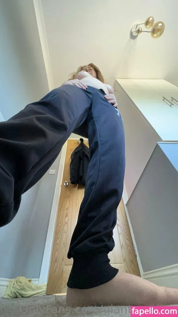 giantrozalina Onlyfans Photo Gallery 