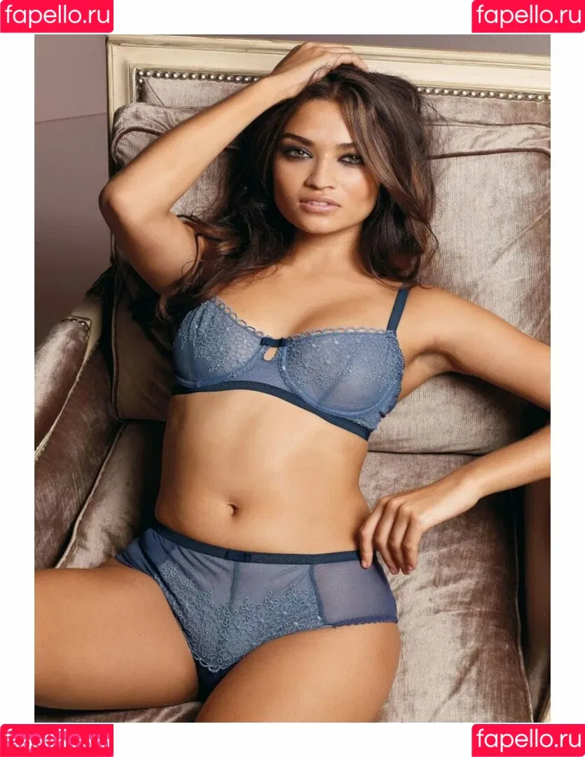 Shanina Shaik Onlyfans Photo Gallery 