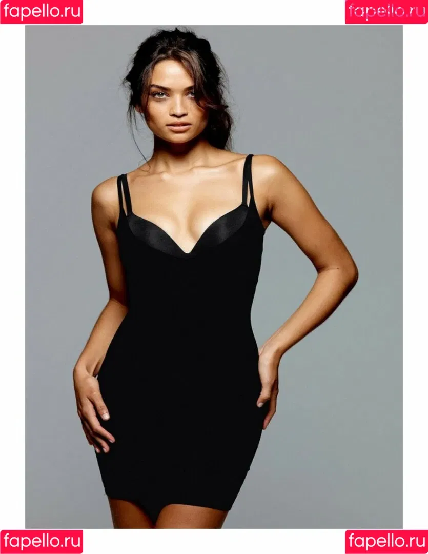 Shanina Shaik Onlyfans Photo Gallery 