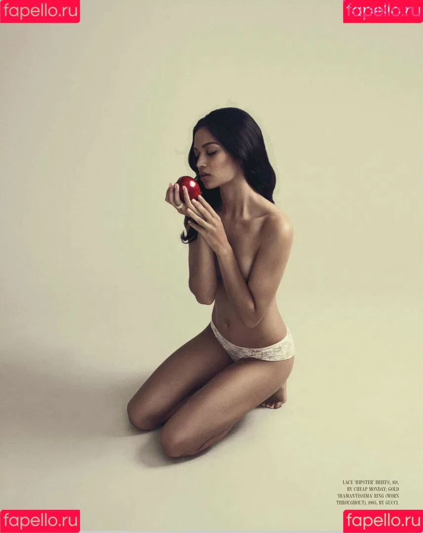 Shanina Shaik Onlyfans Photo Gallery 