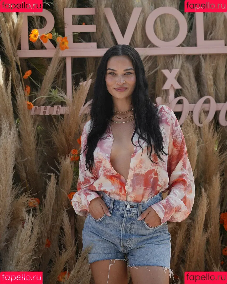 Shanina Shaik Onlyfans Photo Gallery 