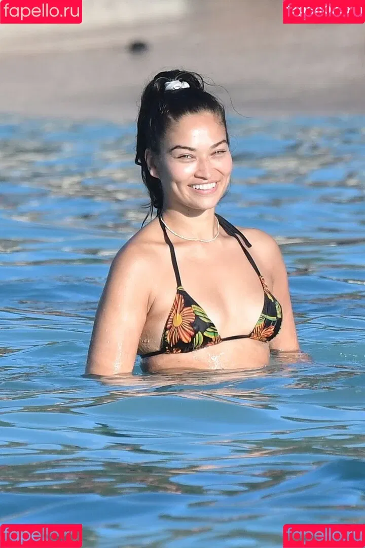 Shanina Shaik Onlyfans Photo Gallery 