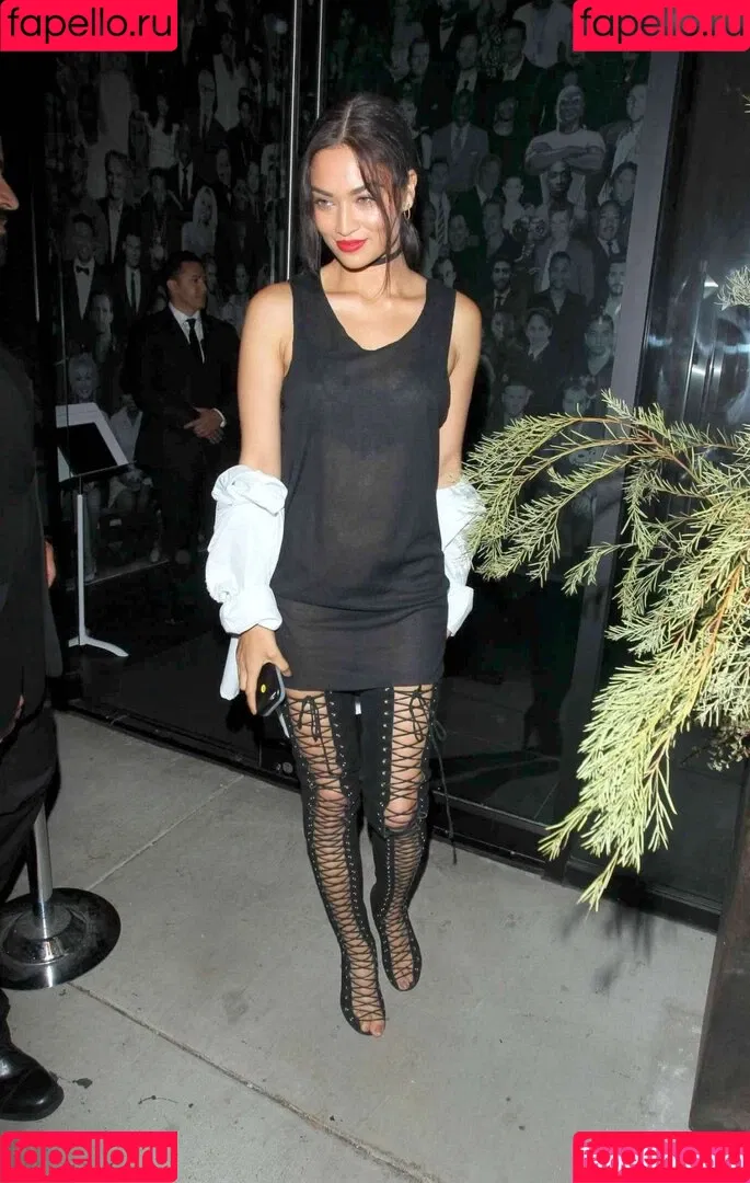 Shanina Shaik Onlyfans Photo Gallery 
