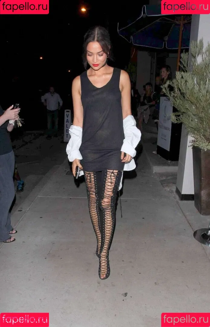 Shanina Shaik Onlyfans Photo Gallery 