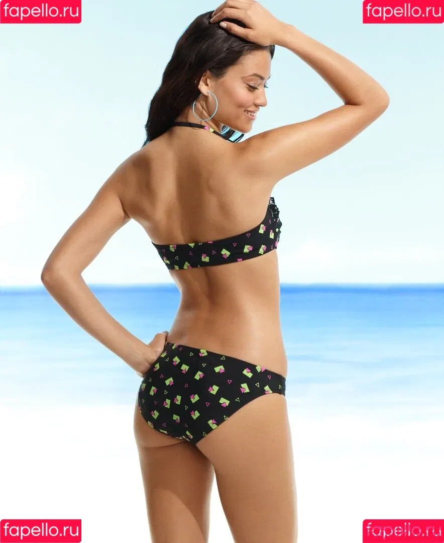 Shanina Shaik Onlyfans Photo Gallery 