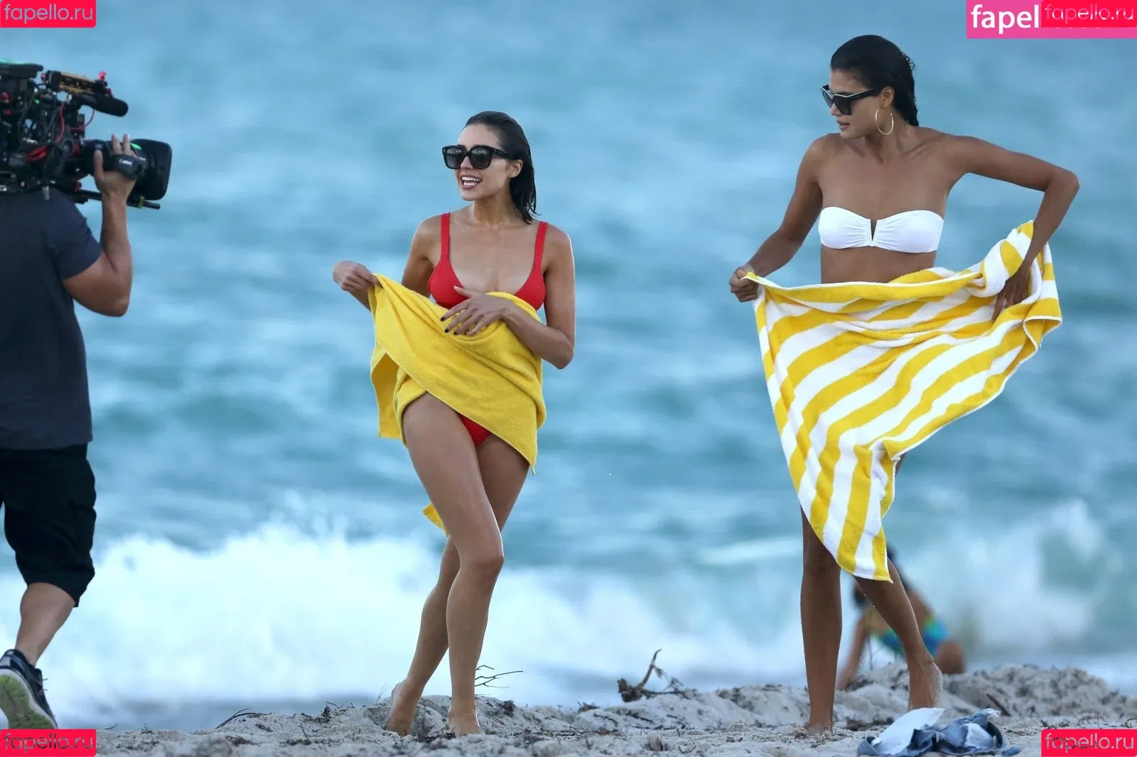 Shanina Shaik Onlyfans Photo Gallery 